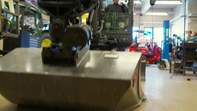 Poster for VG2 Arbeidsmaskiner