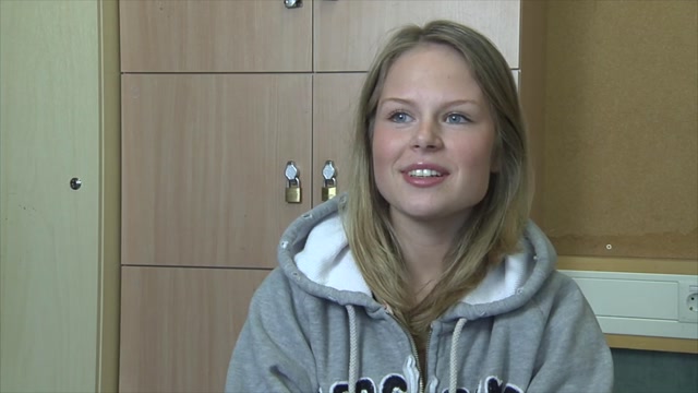 Poster for VG2 Språk, samfunnsfag og økonomi